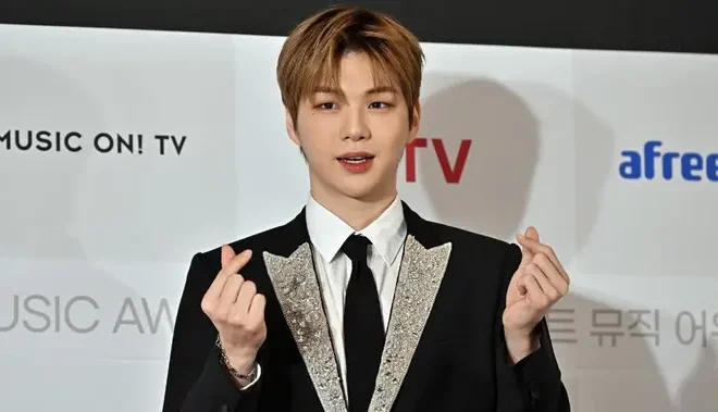 Kang Daniel Jadi Korban Pencurian Jelang Konser Kostum Makeup dan Merchandise Hilang