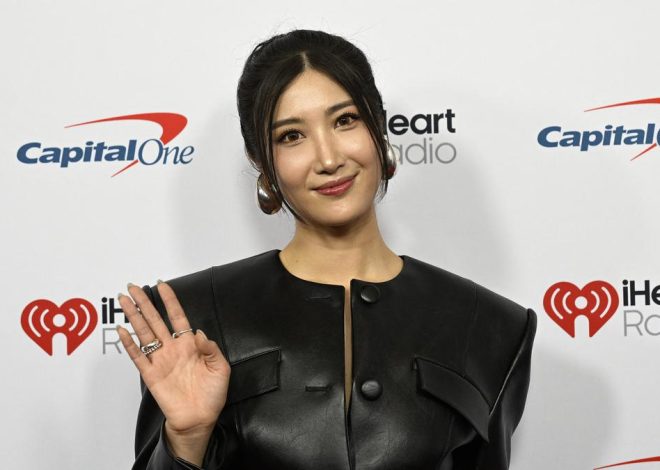 EJAE Jelaskan Alasan Nada Tinggi di Lagu Golden dan Penampilan Live Terbarunya