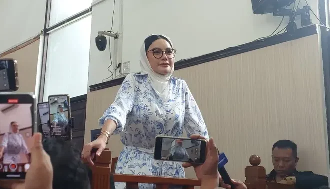 Curahan Hati Nikita Mirzani tentang Penurunan Berat Badan karena Memikirkan Anak Sakit