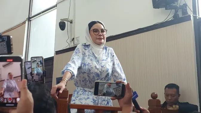 Curahan Hati Nikita Mirzani tentang Penurunan Berat Badan karena Memikirkan Anak Sakit
