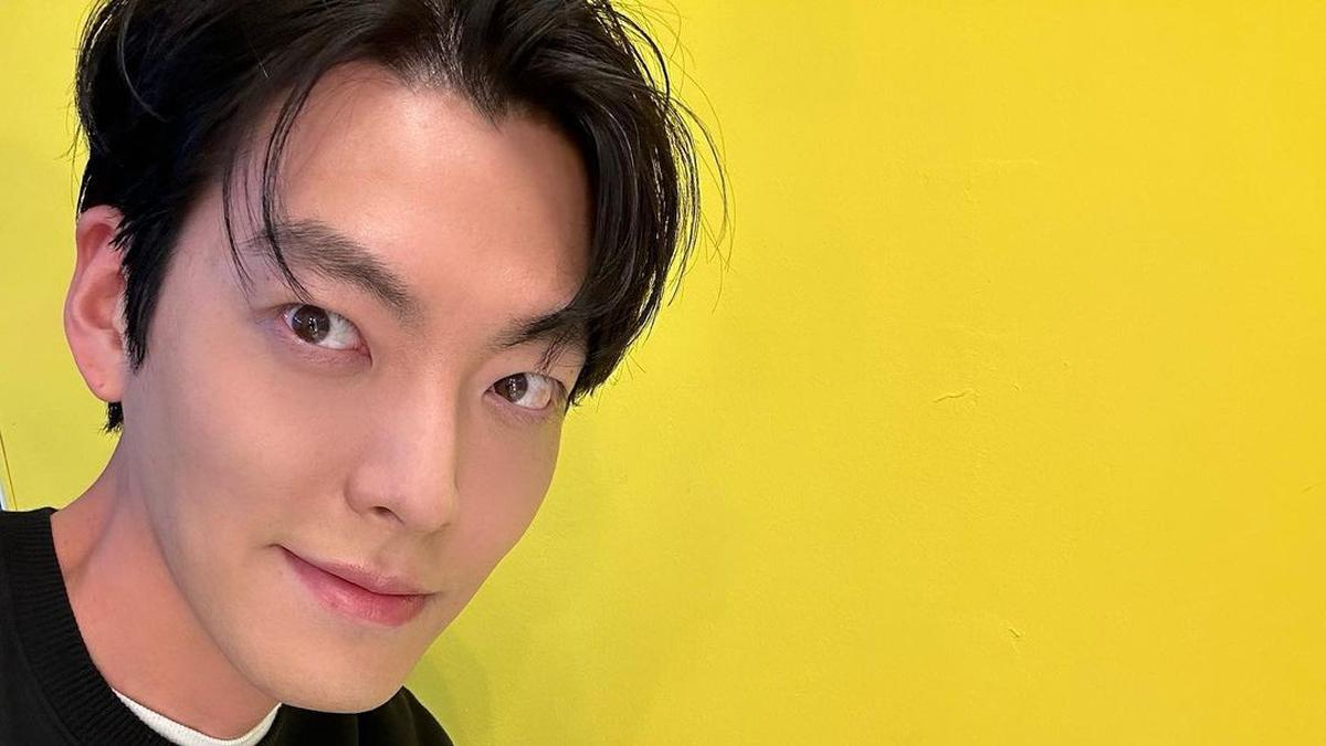 Kim Woo Bin Temui Penggemar Minta Doa Restu untuk Membentuk Keluarga dengan Shin Min Ah