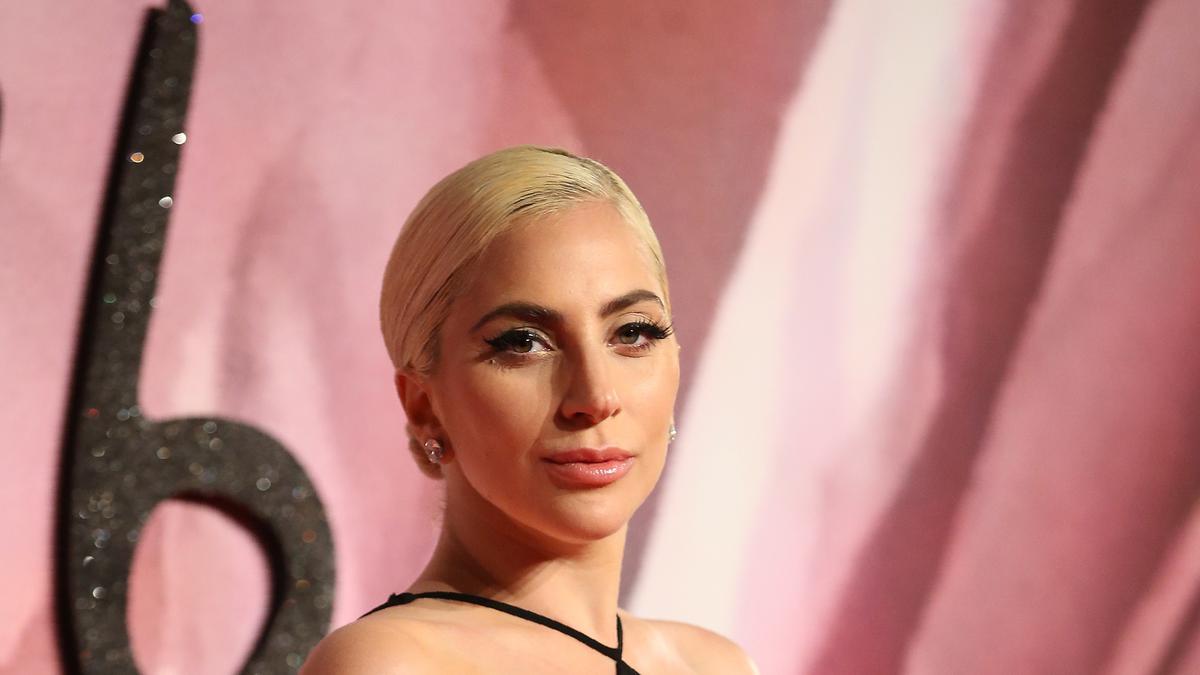 Lady Gaga Ceritakan Pengalaman Perawatan Kejiwaan dan Konsumsi Obat Saat Syuting Film