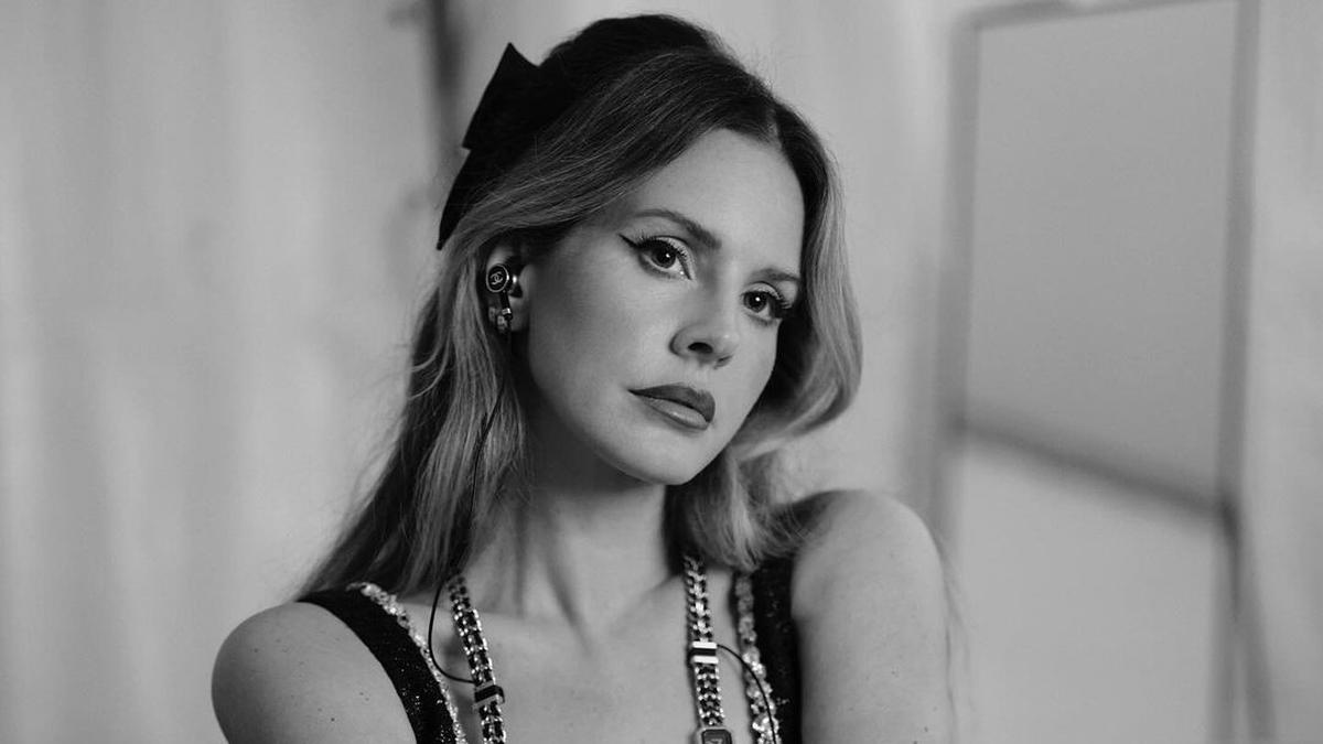 Makna Lagu Cinnamon Girl Lengkap dengan Lirik dan Artinya