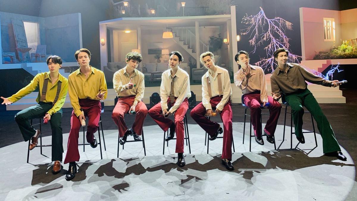 Kembalinya BTS Full Team ke Panggung Hiburan Global Dihiasi Kontroversi