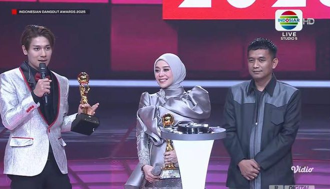 Dilema Ciptaan Lesti Kejora dan Rizky Billar Raih Penghargaan Lagu Dangdut Terpopuler 2025