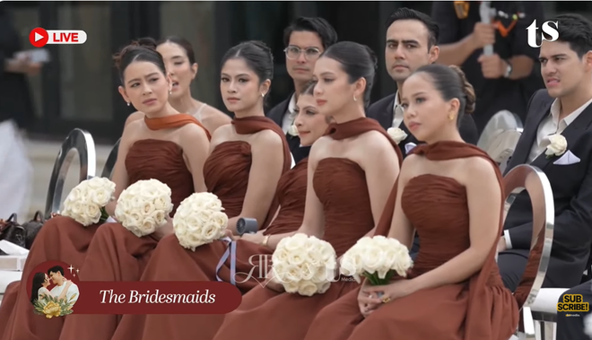 6 Potret Pengiring Pengantin di Pemberkatan Nikah Ranty Maria dan Rayn Wijaya di Bali