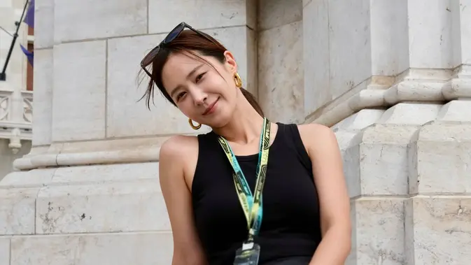 Yuri SNSD Pindah dari SM Entertainment Setelah 19 Tahun, Aktivitas Grup Tetap Berlanjut