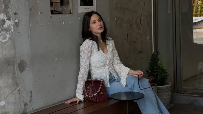 Pevita Pearce Tanyakan Dampak Kabut Asap Kalimantan yang Menjangkau Malaysia