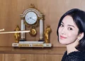 Song Hye Kyo Tampil Anggun dengan Gaun Hitam, Pesona Muda yang Mengagumkan