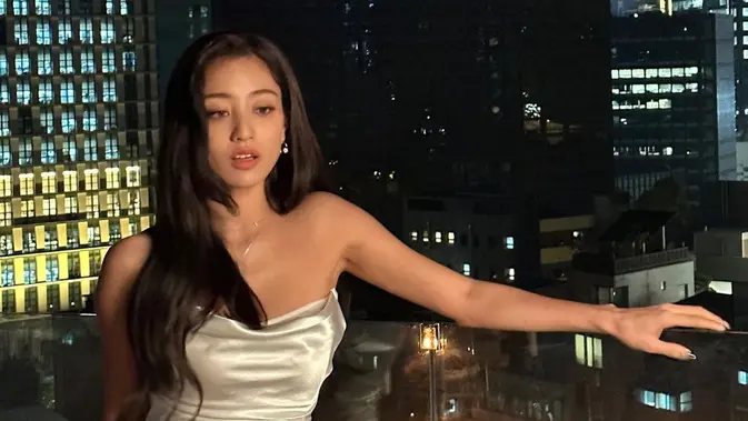 Jihyo TWICE Tinggalkan JYP dan Bentuk Agensi EMITHAUS
